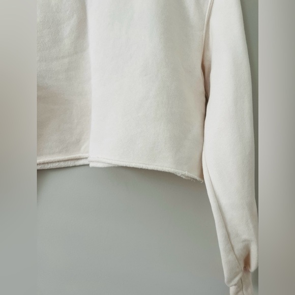 H&M Divided off white cropped sweatshirt size S - Picture 3 of 7